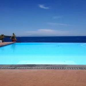 https://santa-tecla-palace.sicilyhotelsitaly.net
