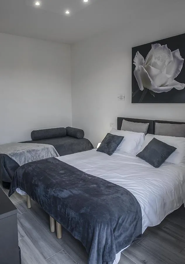 Le Stanze Dei Fiori Hotel Bologna 0*,  Italien